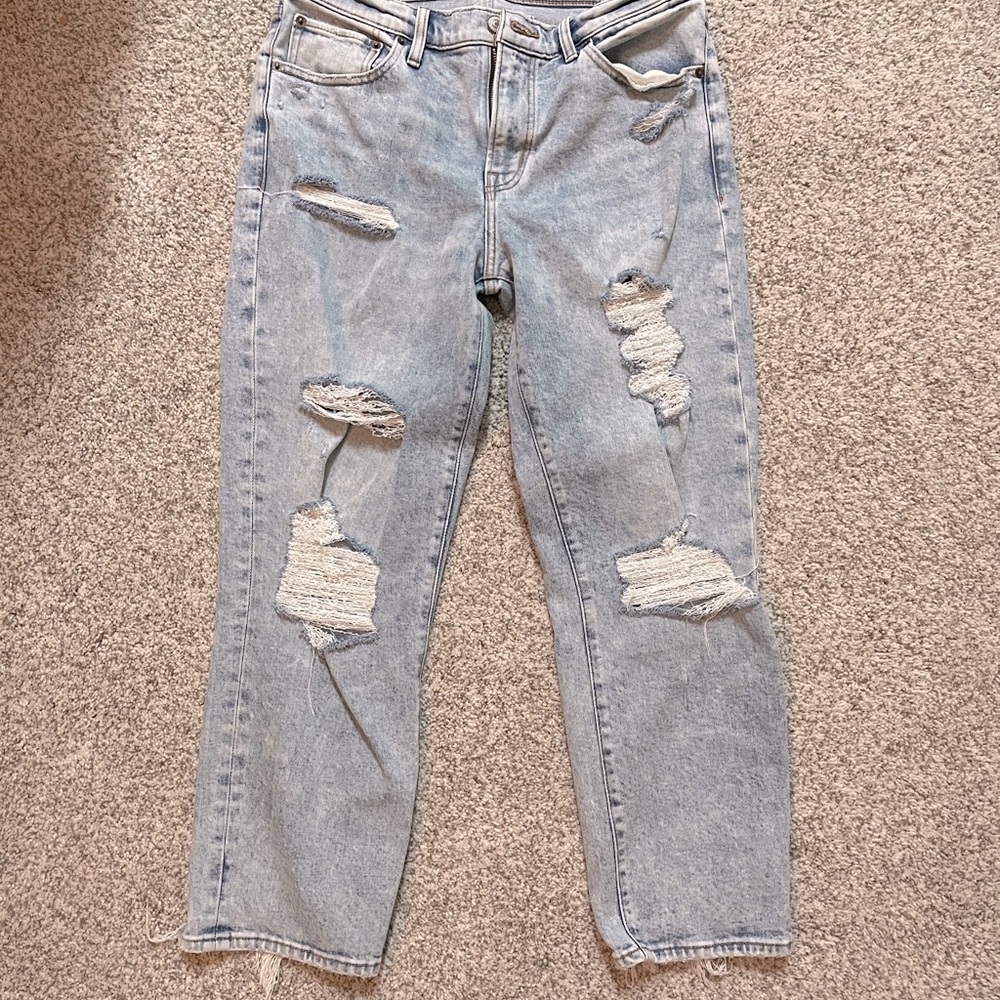 Mid rise boyfriend jeans